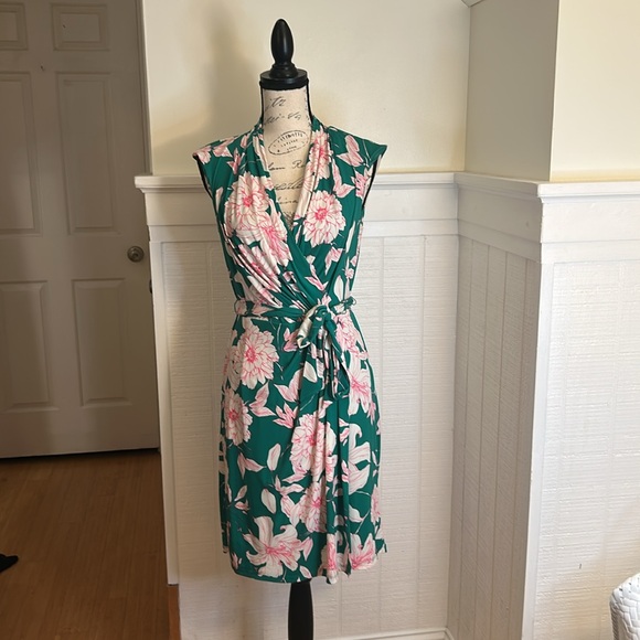 Eliza J Emerald Green and Pink Floral Tie Waist Dress size 10 - Picture 4 of 10